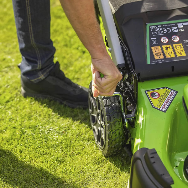 Greenworks 60V cordless lawnmower height adjustment
